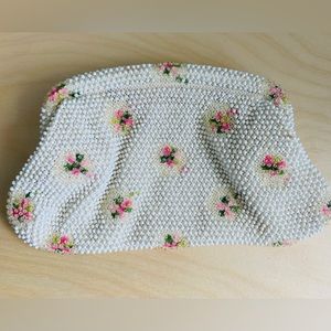 VTG Lumured beaded clutch 1950s pinup